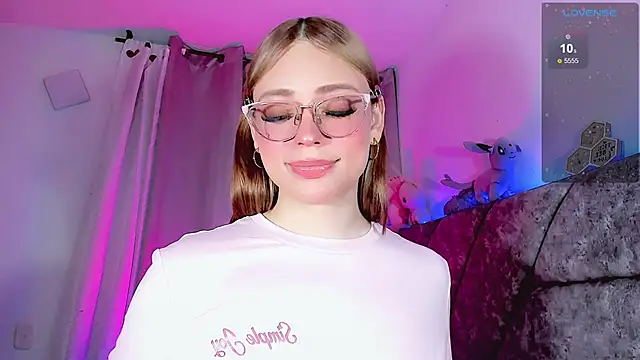 Valentina Alba online show from February 2026 11:41:01 PM