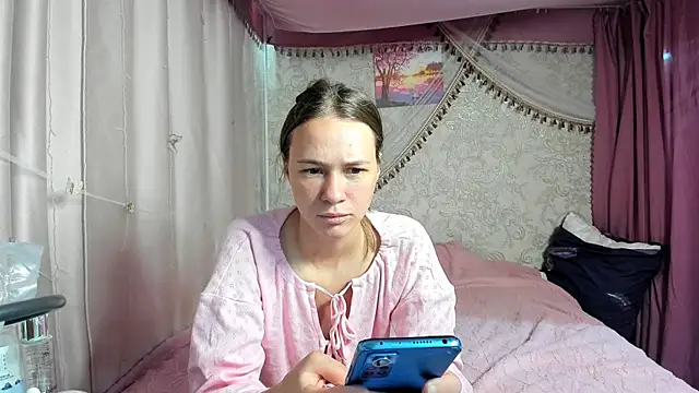 Snapshot of leila_bambi_ chatting on July 2026 06:05:01 AM leila bambi online show from July 2026 06:05:01 AM
