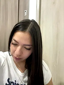 Latina vanessa online show from November 2025 11:26:01 PM