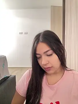 Latina vanessa online show from February 2026 05:00:02 PM