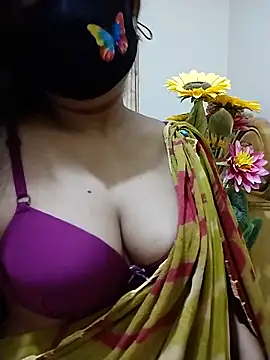 Snapshot of Ameera19 chatting on June 2026 09:02:03 PM Ameera19 online show from June 2026 09:02:03 PM