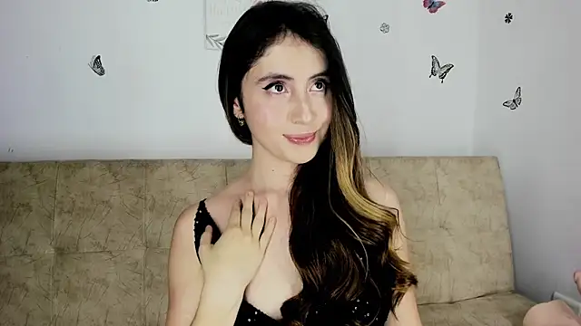 Snapshot of Nicol_Swift_ chatting on December 2024 02:23:01 AM Nicol Swift online show from December 2024 02:23:01 AM