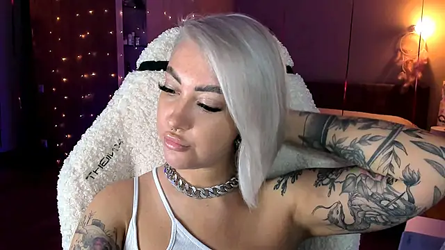 tykioty Miley online show from March 2025 05:46:01 PM