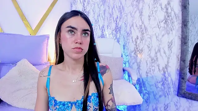 Snapshot of Athziry_ chatting on January 2025 08:26:02 PM Athziry online show from January 2025 08:26:02 PM