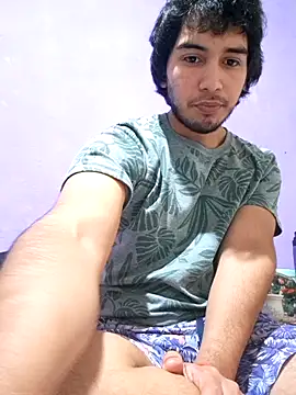 Snapshot of X_xtomas_x chatting on May 2026 03:01:01 AM X xtomas x online show from May 2026 03:01:01 AM