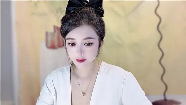 VIWVI online show from November 2025 05:42:02 AM