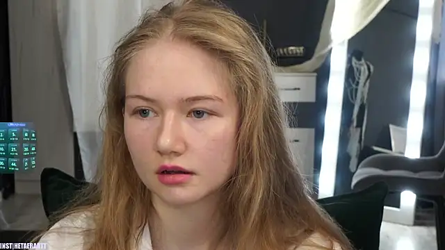 Alexandra Demore online show from June 2026 07:29:01 PM