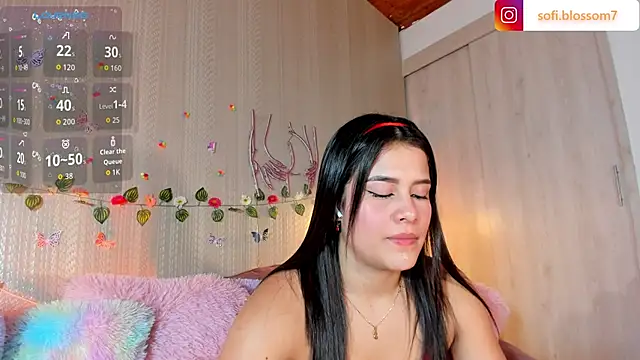 Snapshot of Sofi_Blossom chatting on June 2026 07:51:01 PM Sofi Blossom online show from June 2026 07:51:01 PM