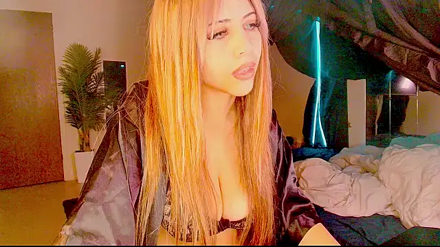 Aubreyessex online show from September 2025 06:06:01 AM