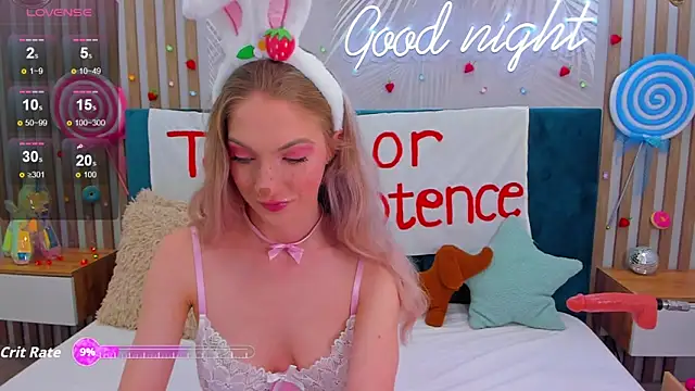 Emilly Hart online show from October 2025 05:24:01 AM