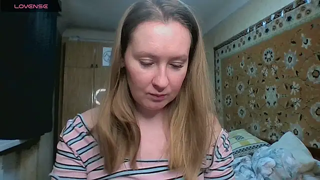 AnnaXLovers online show from April 2026 08:08:01 AM