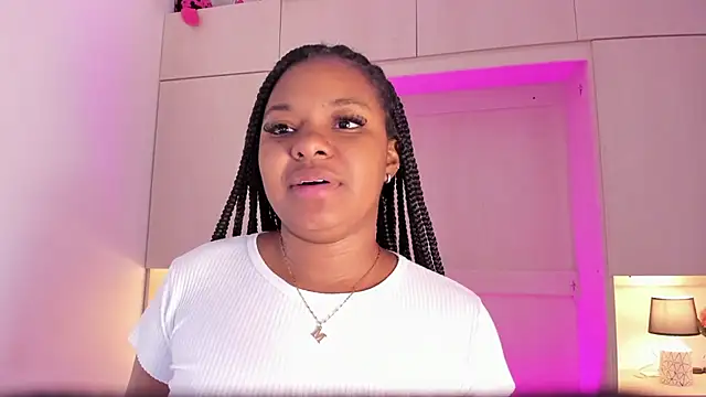 tamaraa smiith online show from March 2025 11:58:02 AM