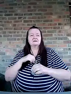 Snapshot of Bayou_Woman68 chatting on October 2025 10:33:01 PM Bayou Woman68 online show from October 2025 10:33:01 PM