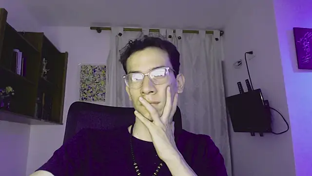 Snapshot of stikmanman chatting on November 2025 05:13:02 AM stikmanman online show from November 2025 05:13:02 AM