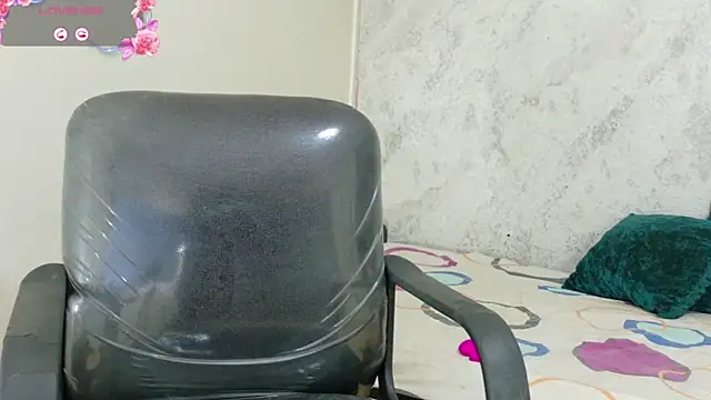 Snapshot of emy_0 chatting on March 2026 02:33:01 PM emy 0 online show from March 2026 02:33:01 PM