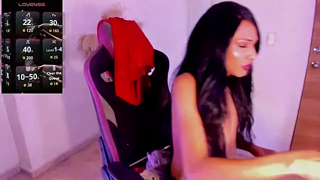 carolinemiller7 online show from November 2025 10:20:02 PM