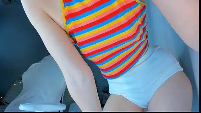 Snapshot of JennyWoody chatting on February 2026 02:41:01 AM JennyWoody online show from February 2026 02:41:01 AM