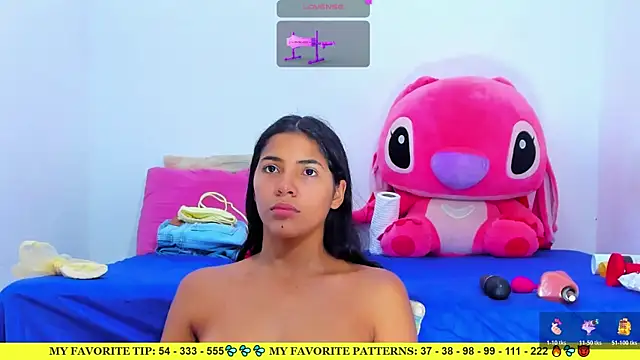 Snapshot of AriannaLewiis chatting on May 2026 08:03:02 PM AriannaLewiis online show from May 2026 08:03:02 PM
