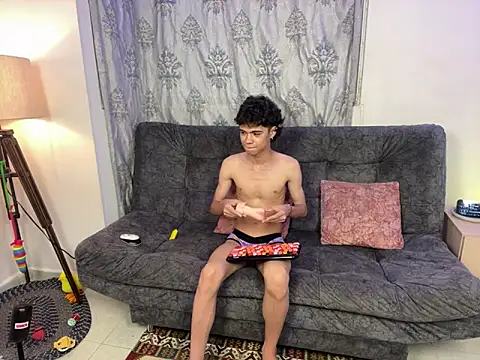 MyLatinHotBoys online show from March 2025 11:12:01 PM