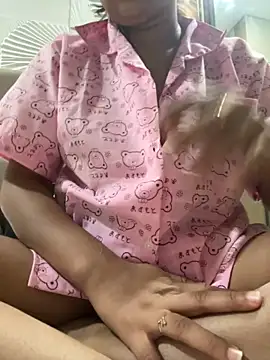 samayra124 online show from December 2025 01:16:02 PM