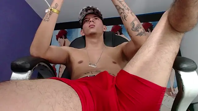 Snapshot of FrannBoy chatting on January 2025 10:13:02 PM FrannBoy online show from January 2025 10:13:02 PM