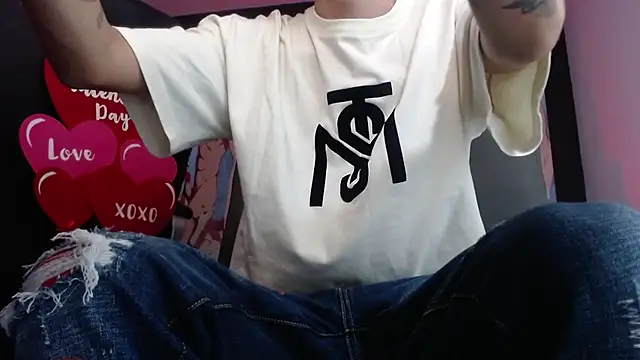 Snapshot of FrannBoy chatting on February 2025 03:09:02 AM FrannBoy online show from February 2025 03:09:02 AM