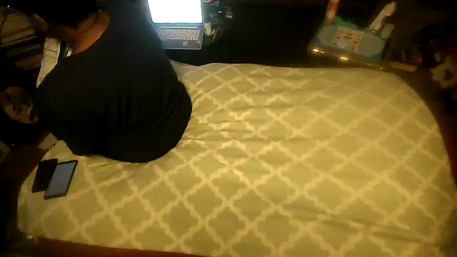 Snapshot of EbonyFetishQueen chatting on May 2026 05:42:02 PM EbonyFetishQueen online show from May 2026 05:42:02 PM