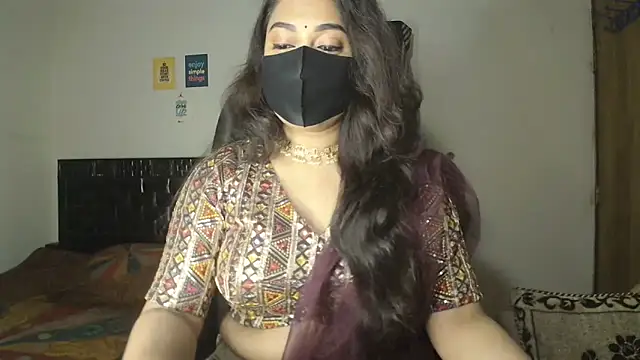 Most-Beautiful-Queen online show from March 2026 07:50:01 PM