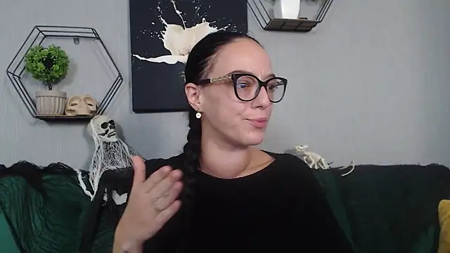 IzabelllNoir online show from October 2025 11:22:02 AM