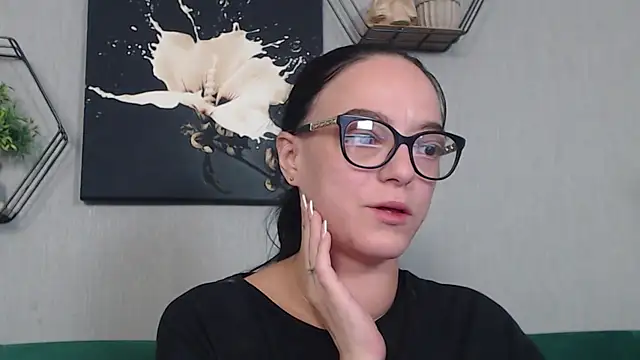 Snapshot of IzabelllNoir chatting on January 2026 08:29:01 AM IzabelllNoir online show from January 2026 08:29:01 AM