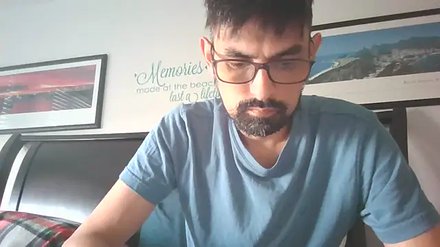 Snapshot of spence204011 chatting on June 2026 09:47:02 PM spence204011 online show from June 2026 09:47:02 PM