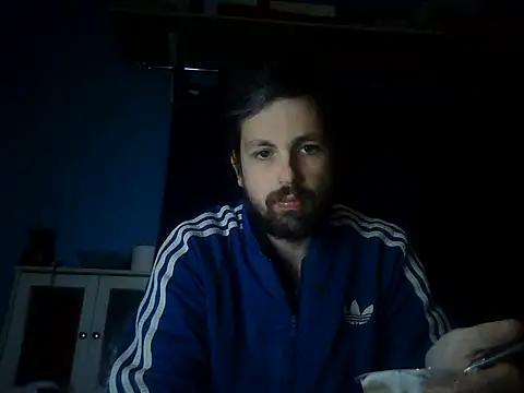 Snapshot of fred301993 chatting on December 2024 10:31:01 PM fred301993 online show from December 2024 10:31:01 PM