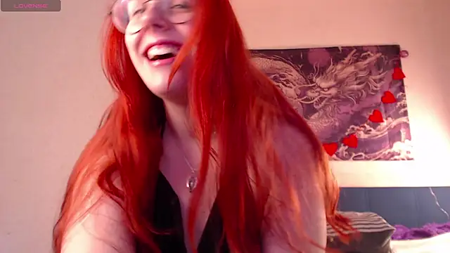 Snapshot of VanessaLincum chatting on June 2026 06:58:01 AM VanessaLincum online show from June 2026 06:58:01 AM