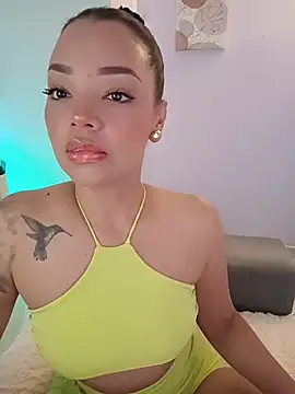 Sara LipsX online show from April 2026 12:24:02 AM