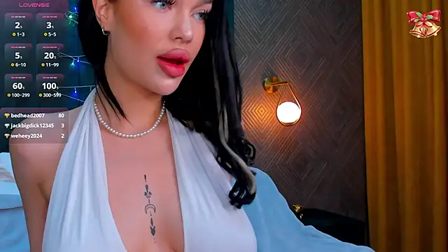 Angel Sapphire  online show from December 2024 12:56:02 PM