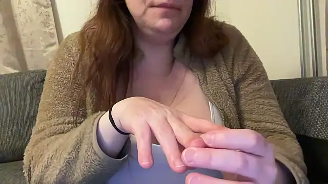 Snapshot of cumwithmee3 chatting on February 2025 02:27:01 AM cumwithmee3 online show from February 2025 02:27:01 AM