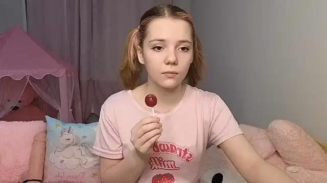 Snapshot of PrincessLittleKiki chatting on February 2026 05:14:01 PM PrincessLittleKiki online show from February 2026 05:14:01 PM