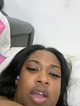 Snapshot of _MARRTINNA_ chatting on February 2025 11:11:01 AM  MARRTINNA  online show from February 2025 11:11:01 AM