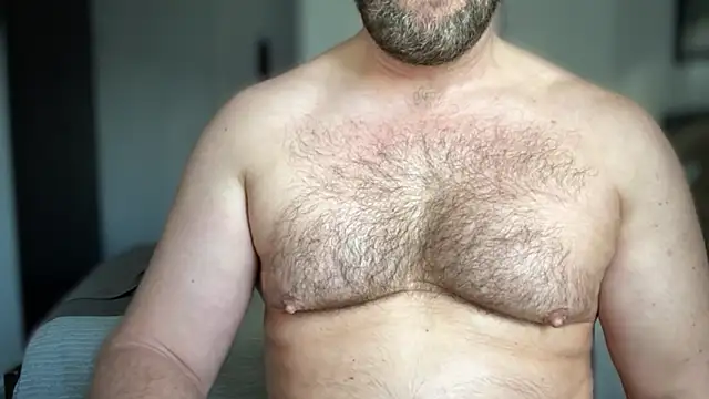 Mr Beef online show from January 2026 01:37:02 PM