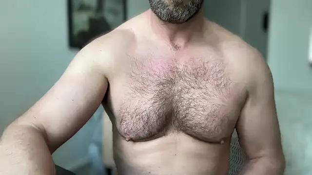 Snapshot of Mr_Beef chatting on May 2026 03:18:02 PM Mr Beef online show from May 2026 03:18:02 PM