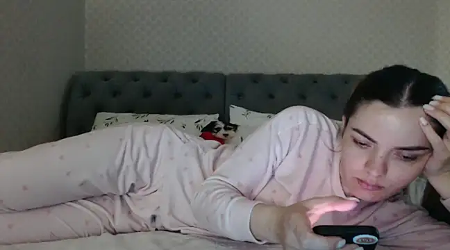  JustmeHere  online show from January 2025 03:40:01 PM