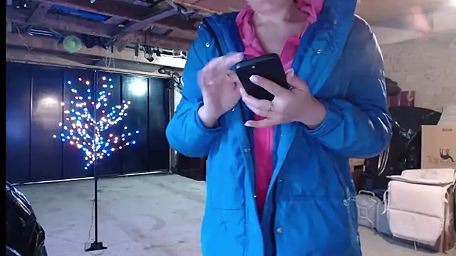  JustmeHere  online show from December 2025 12:36:01 PM