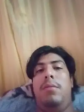 Snapshot of Ricardito97 chatting on July 2026 02:05:01 AM Ricardito97 online show from July 2026 02:05:01 AM