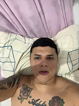 Jefrey0298 online show from April 2026 03:44:02 AM