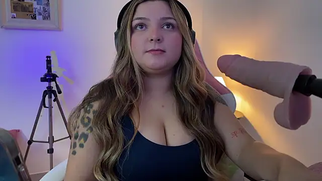 SweetPaige  online show from March 2026 01:27:01 PM