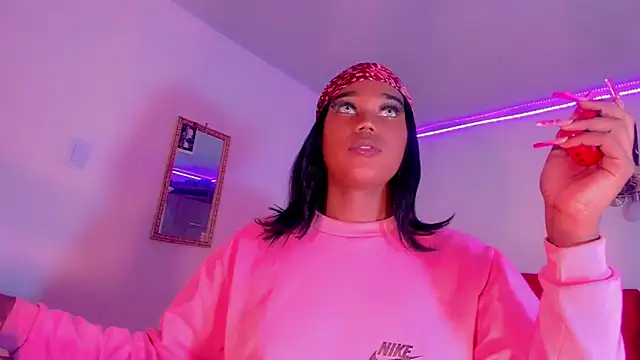 naomy  xx online show from March 2025 05:43:02 AM