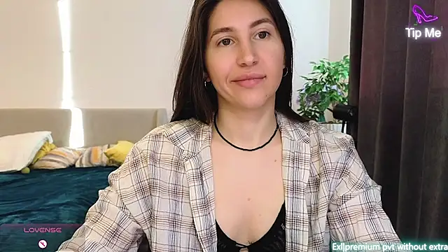 marrycolins online show from February 2026 02:43:01 AM