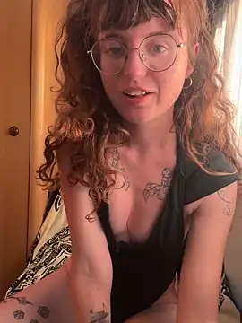 Snapshot of _foxygirl_ chatting on June 2026 06:21:02 PM foxygirl online show from June 2026 06:21:02 PM