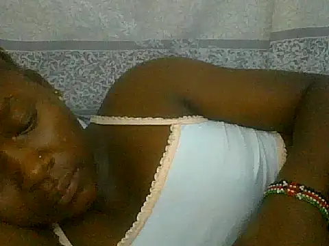 pretty nanah online show from October 2025 12:11:01 AM