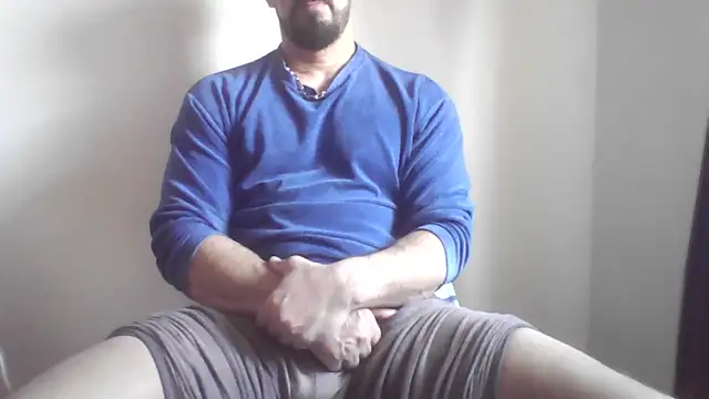 Snapshot of fl3xxx1 chatting on March 2026 10:45:02 AM fl3xxx1 online show from March 2026 10:45:02 AM